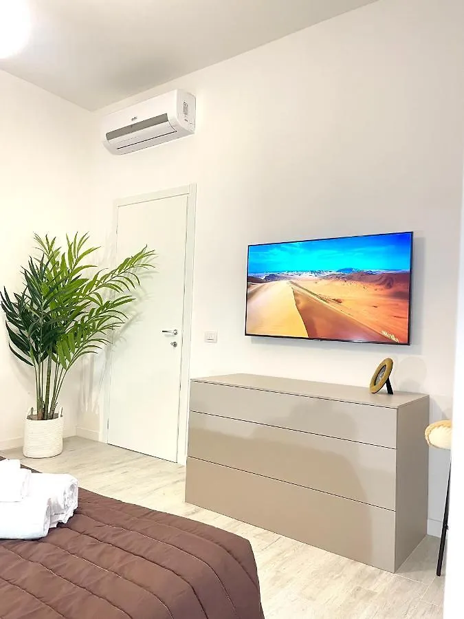 Casa Cavour Brown Apartment Florence