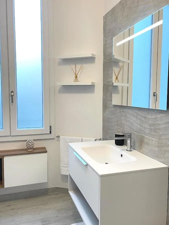 Casa Cavour Brown Apartment Florence Italy